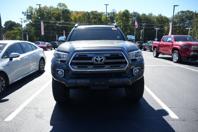 Used 2016 Gray Toyota Limited image 5
