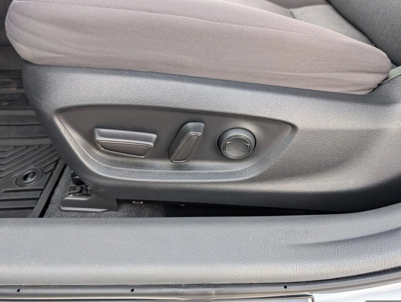 Used 2024 Celestial Silver Metallic Toyota LE image 13