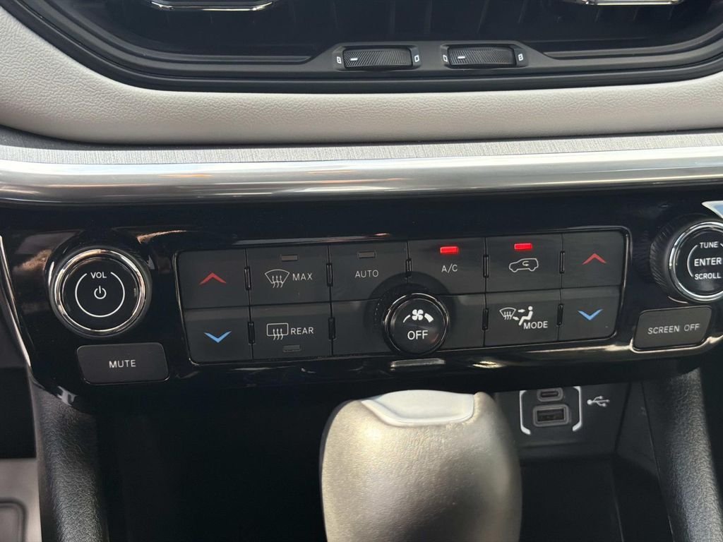 Used 2024 Blue Jeep Limited image 26