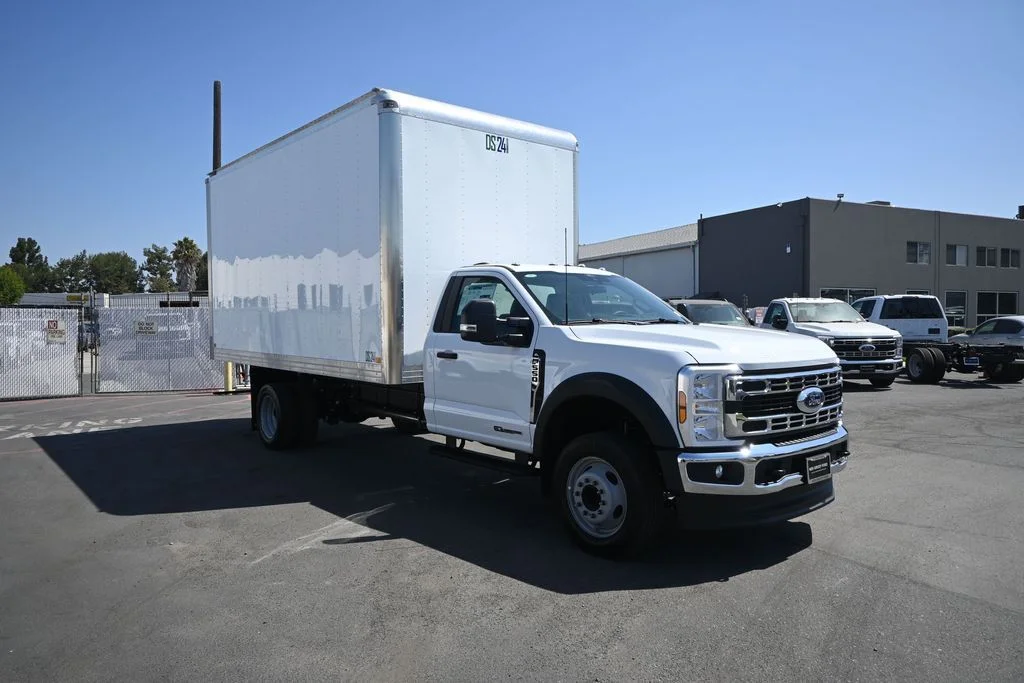 New 2026 White Ford XL image 1