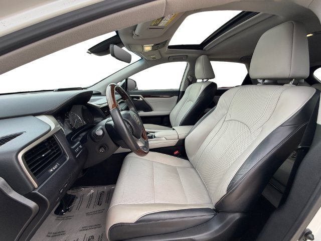 Used 2019 White Lexus 350 image 10