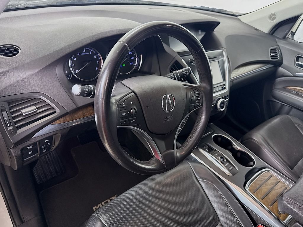 Used 2019 White Diamond Pearl Acura w/Technology Pkg image 10