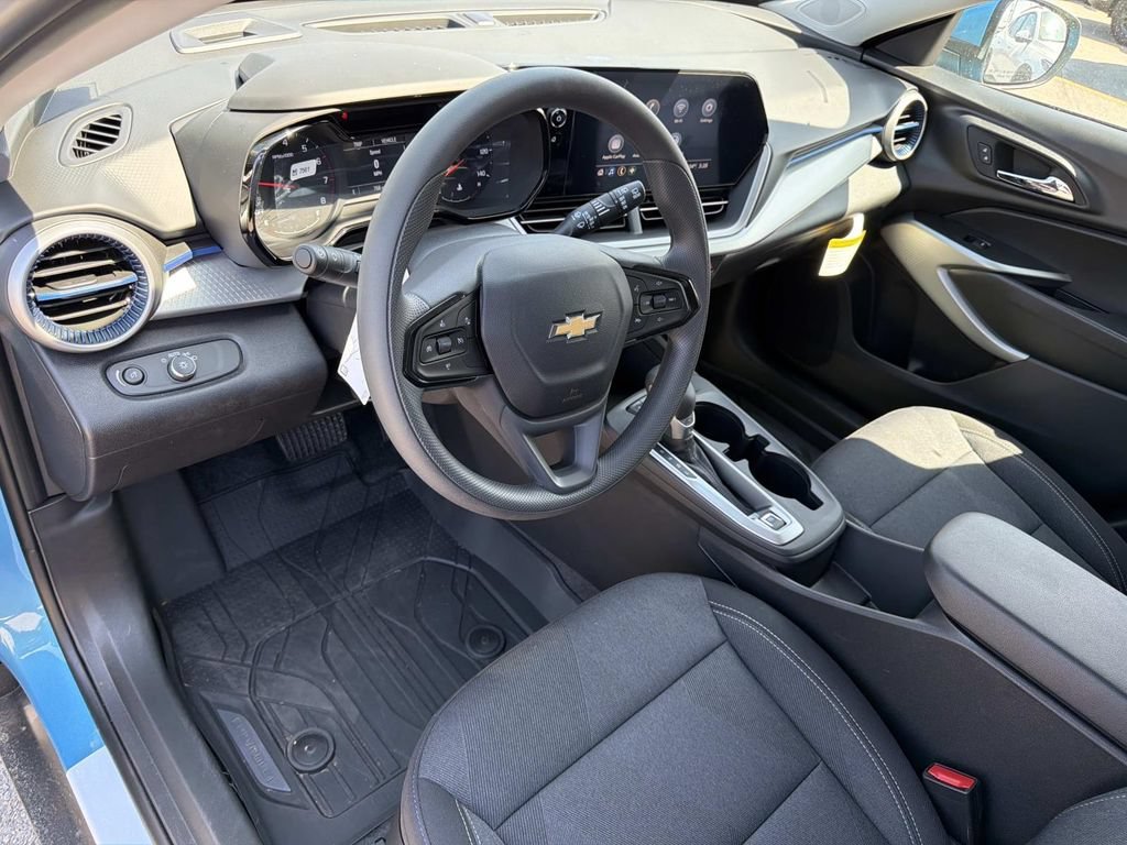 2026 Chevrolet Trax LS - Photo 19