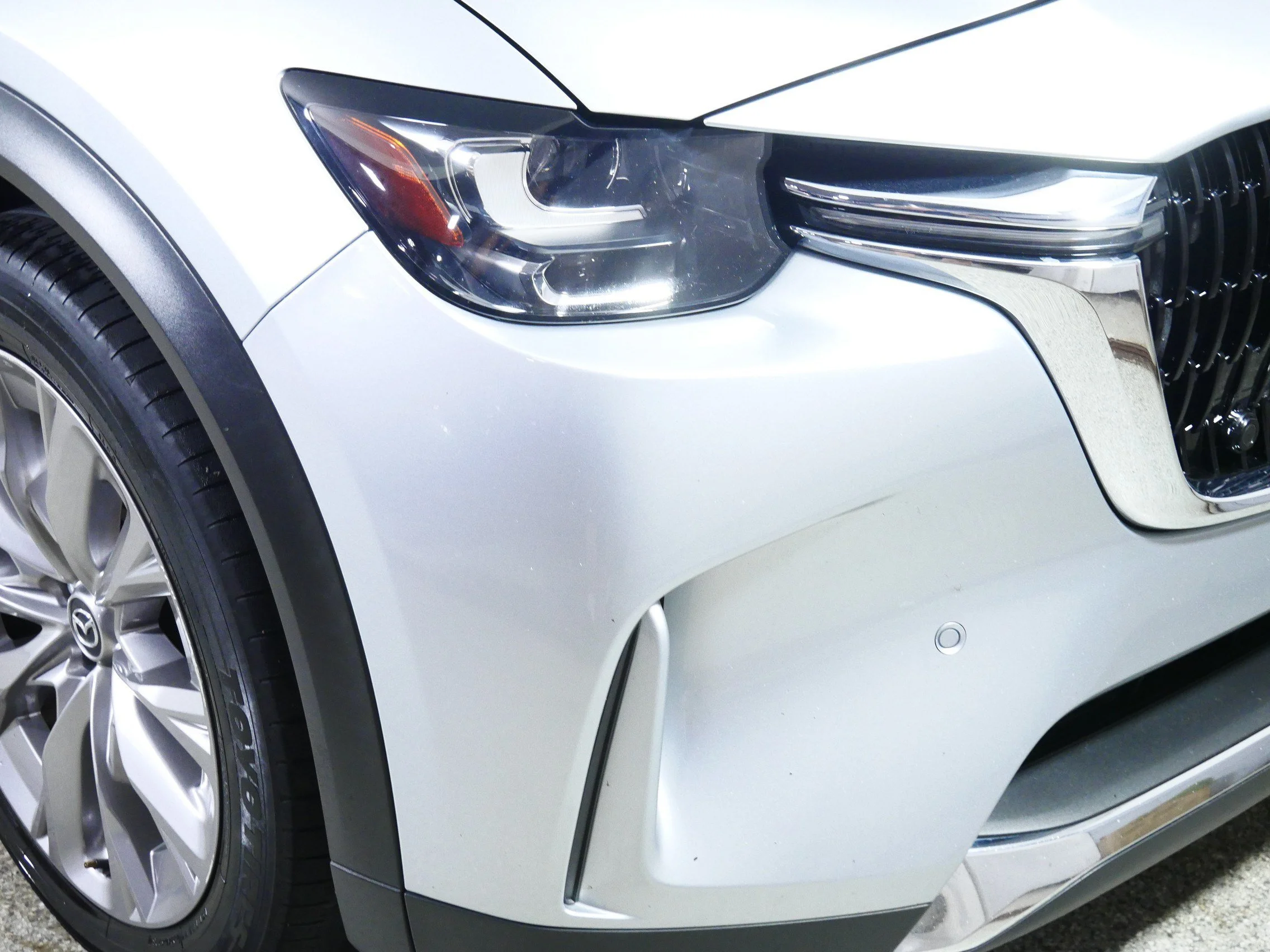 Used 2024 Sonic Silver Mazda 3.3 Turbo Premium image 16