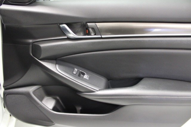 Used 2022 White Honda Sport image 18