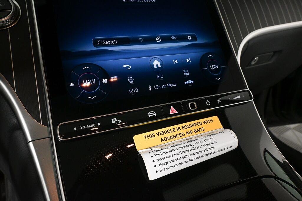 New 2027 Black Mercedes-Benz GLC 300 image 14