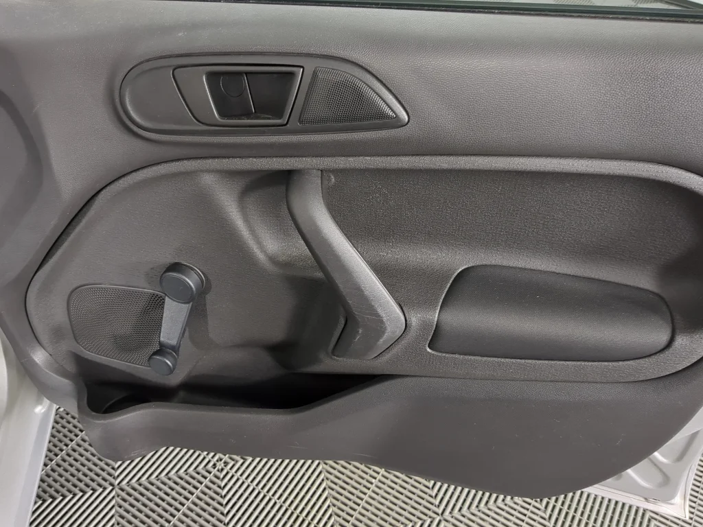 Used 2016 Silver Ford S image 19