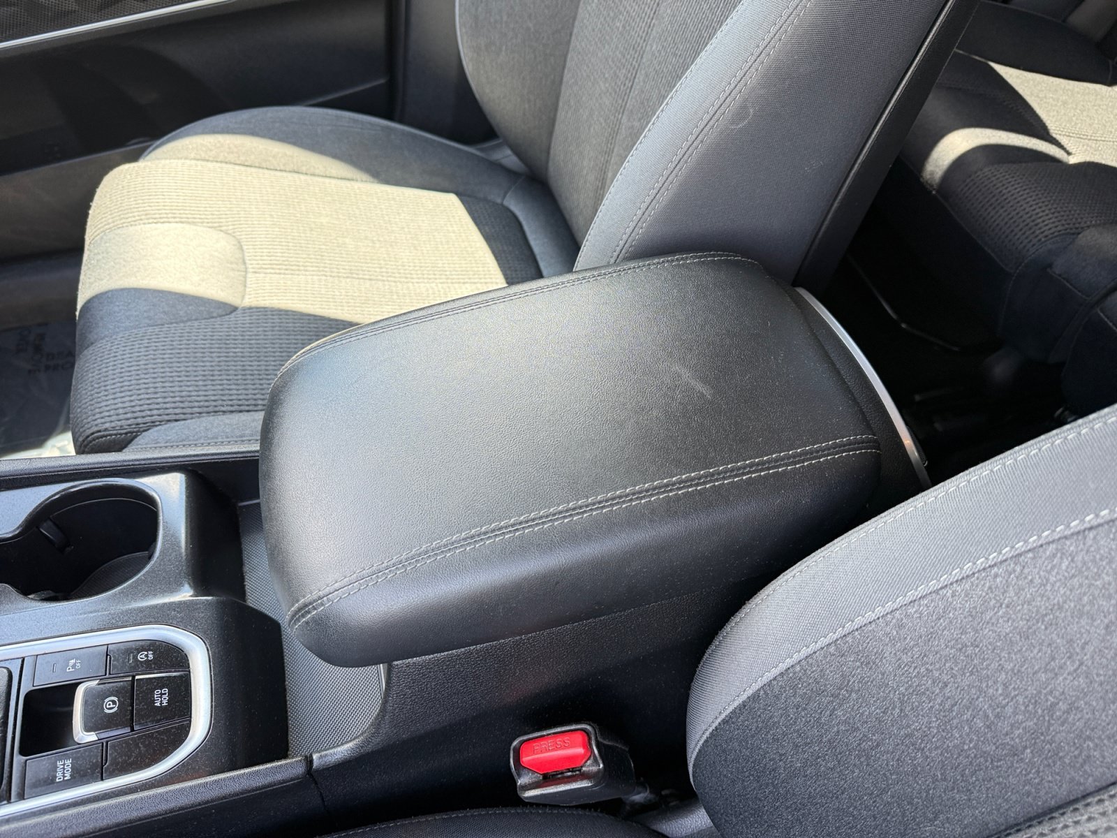 Used 2019 Scarlet Red Hyundai SEL Plus image 14