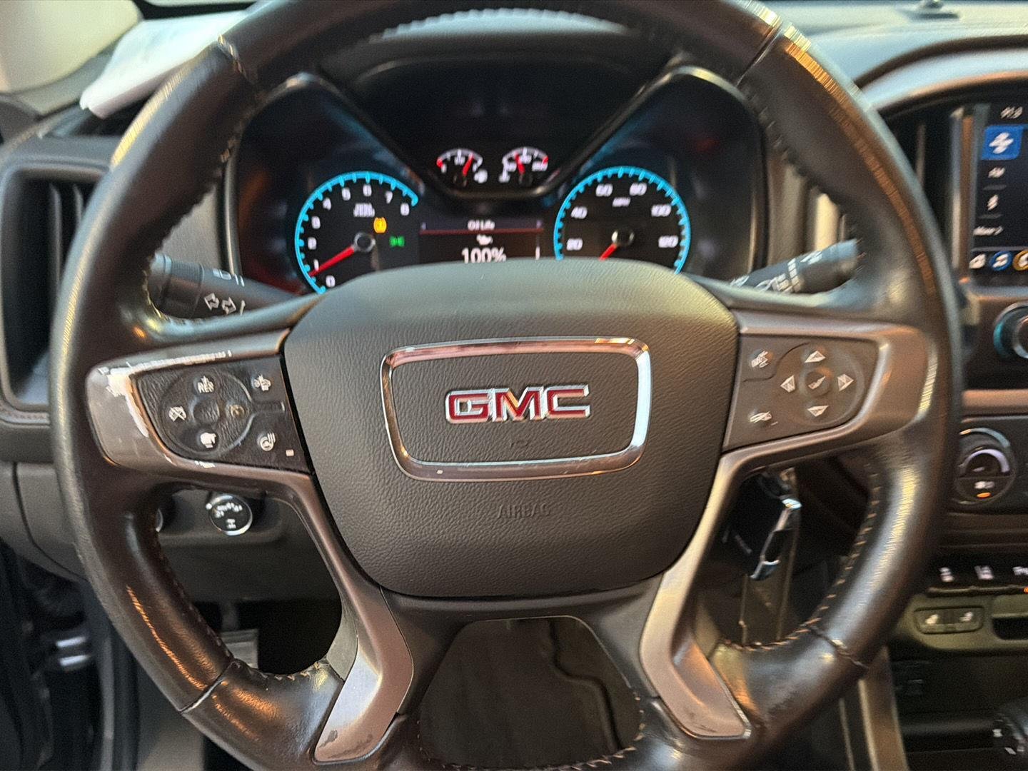 Used 2021 Satin Steel Metallic GMC 4WD AT4 w/Leather image 20