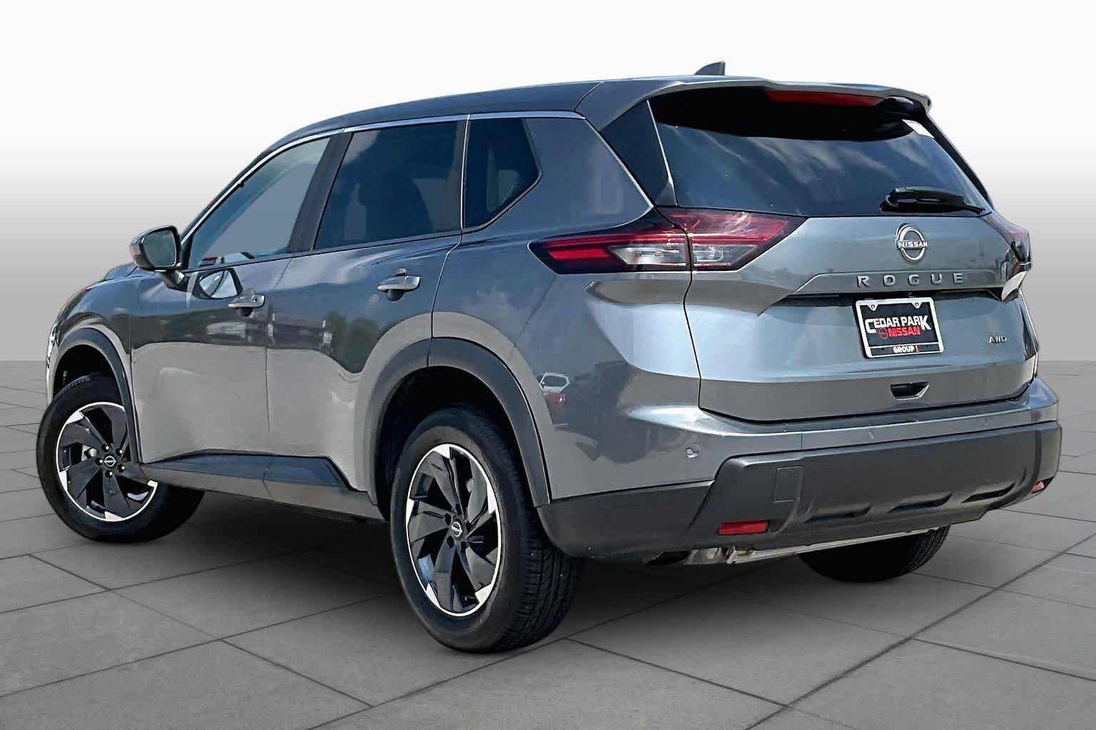 Used 2025 Gun Metallic Nissan SV image 12