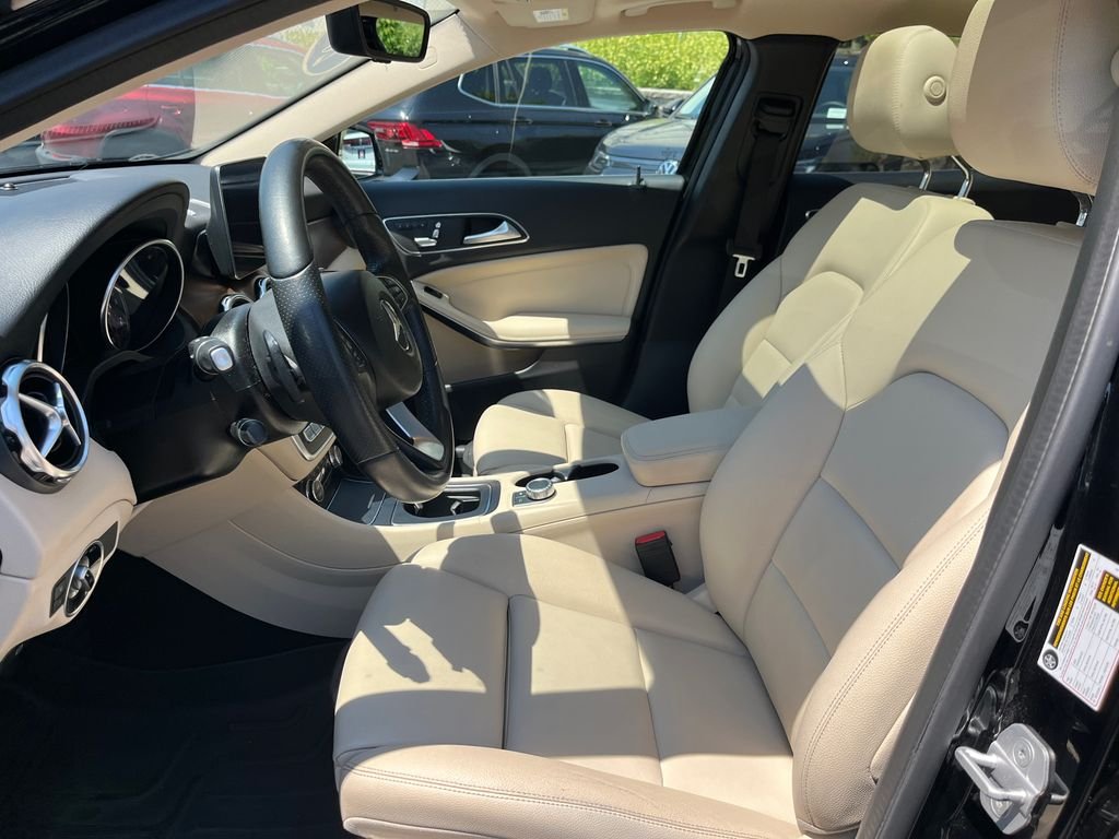 Used 2018  Mercedes-Benz GLA 250 image 12