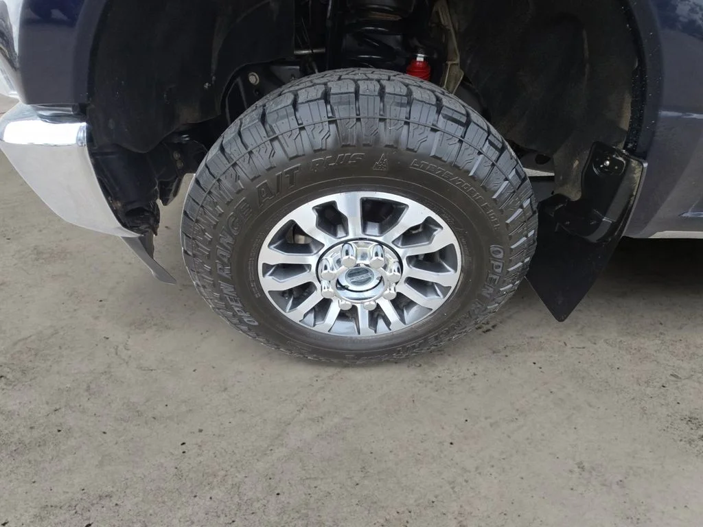 Used 2022 Blue Ford Lariat image 14