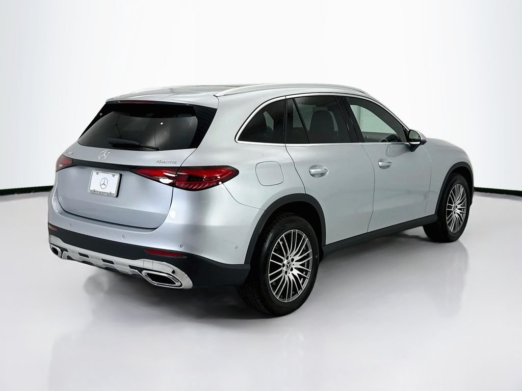 New 2026 Cirrus Silver Metallic Mercedes-Benz GLC 300 image 5