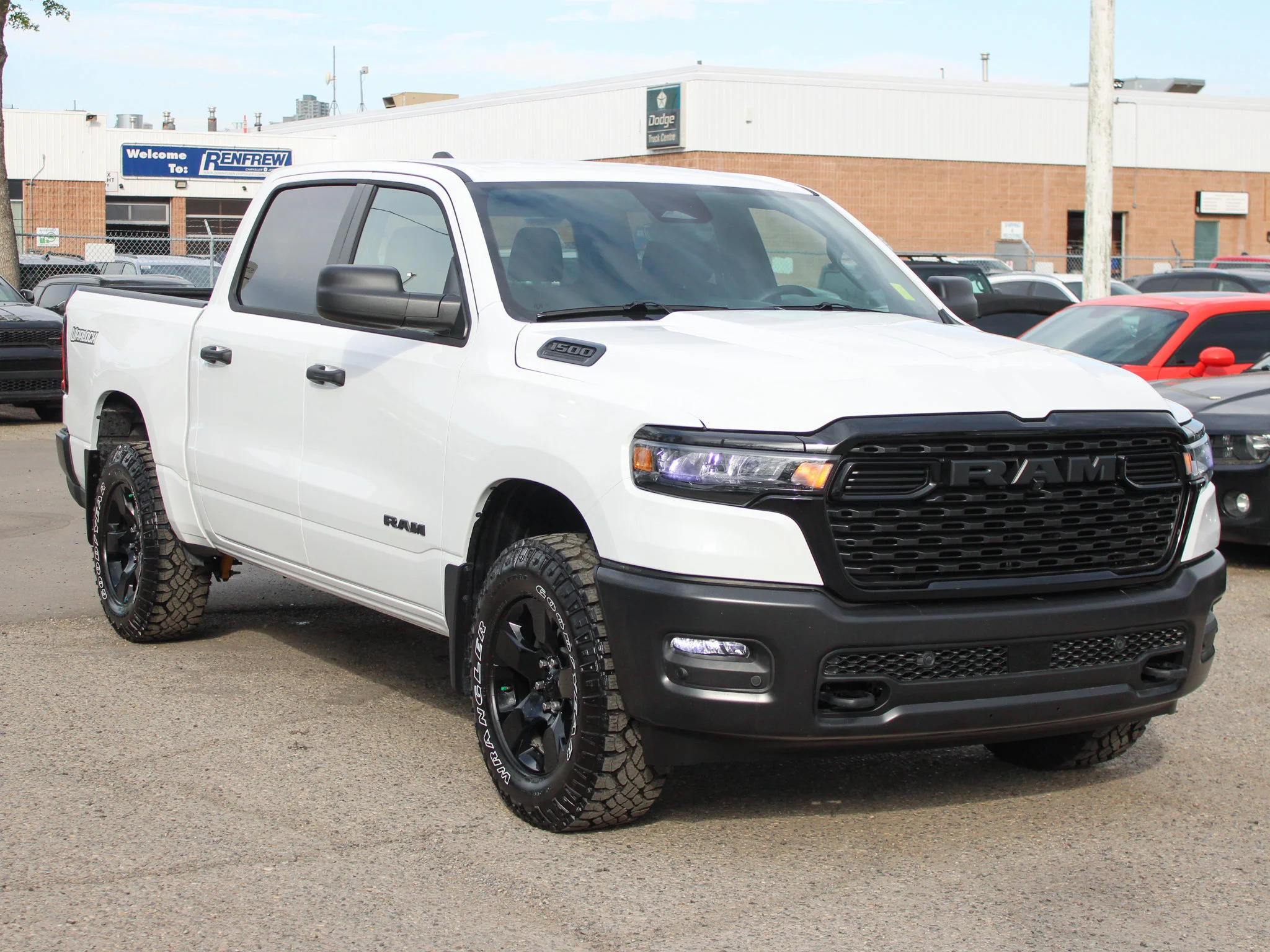 Certified Used 2026 White RAM Warlock * Twin-Turbo | Adaptive Cruise | Apple CarPlay | Bed Utility Group | Remote Start image 9