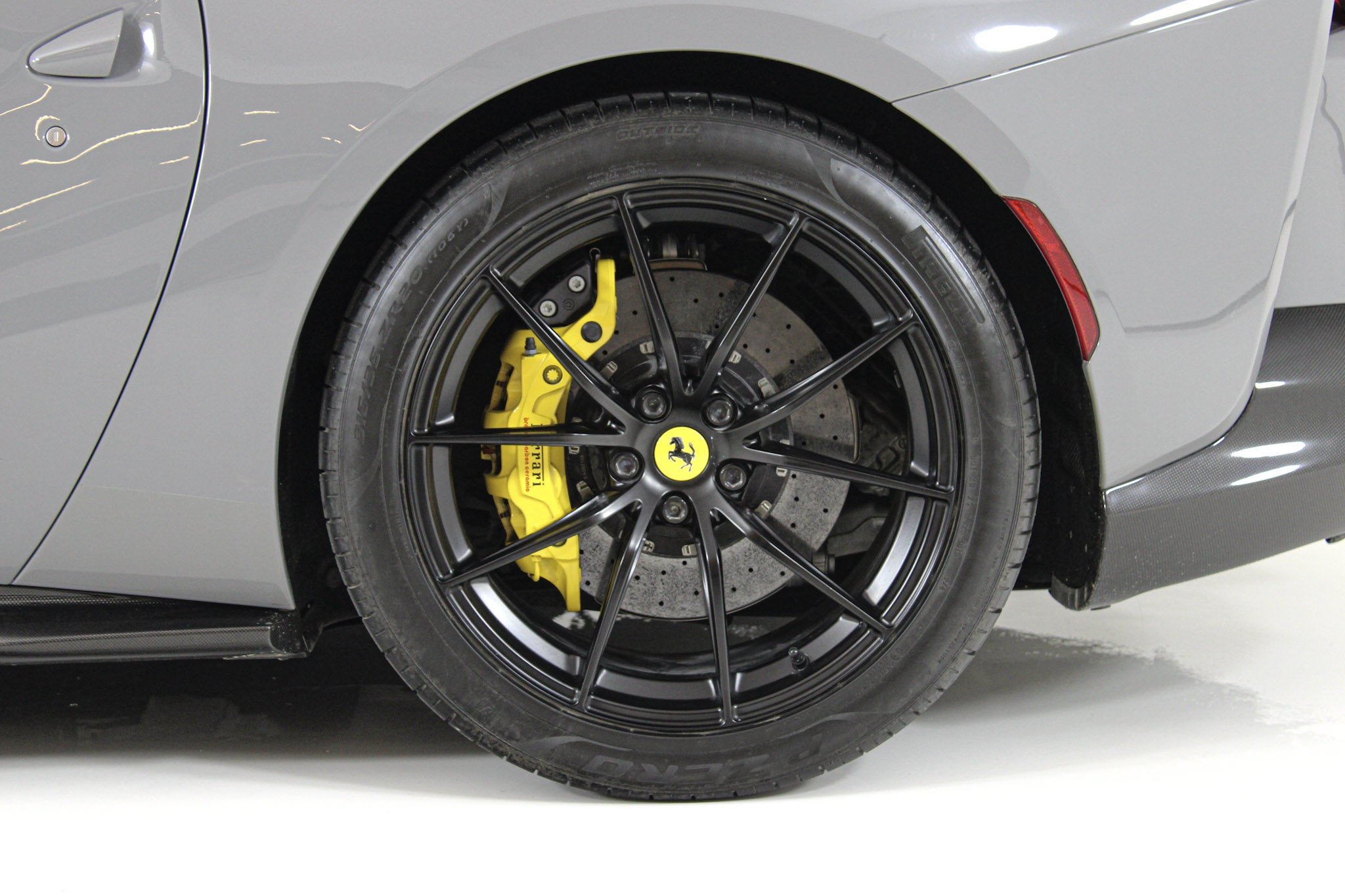 Used 2019 Extra Sample Ferrari  image 16