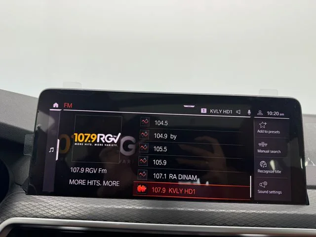 Used 2024 Black Sapphire Metallic BMW xDrive30i image 31