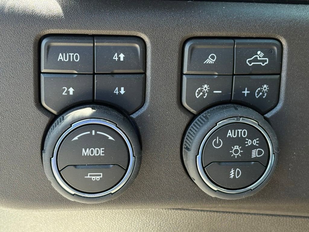 2026 Chevrolet Silverado 1500 LTZ - Photo 31