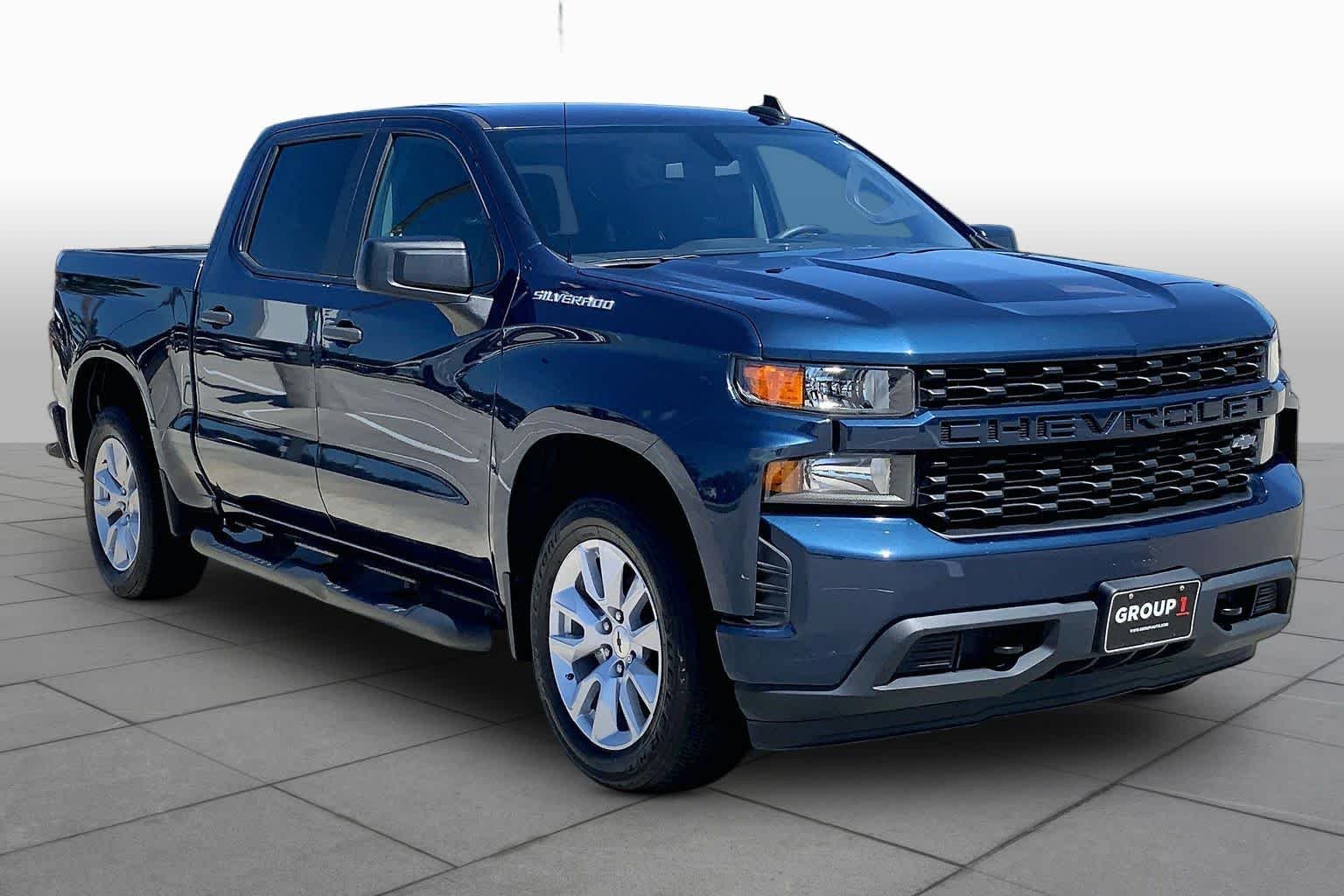 Used 2021 Northsky Blue Metallic Chevrolet Custom image 3