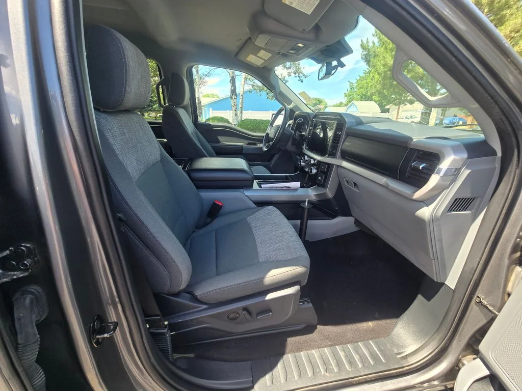 Used 2023 Gray Ford XLT image 12