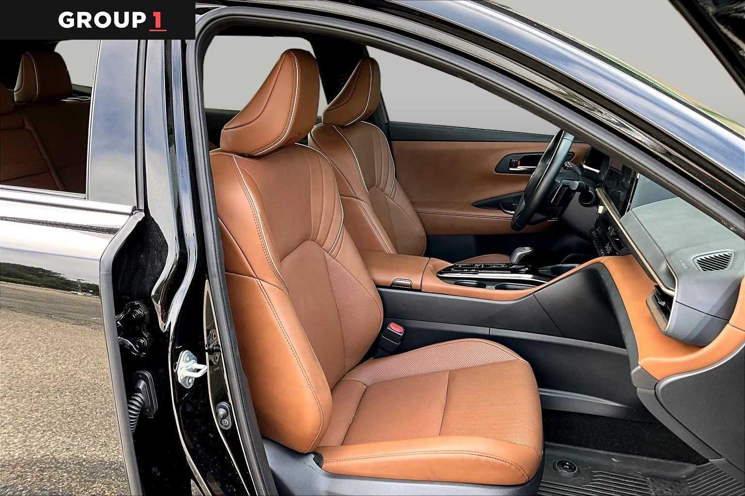 Used 2025 Black Toyota XLE image 8