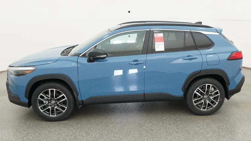 New 2026 Cavalry Blue Toyota XLE image 17