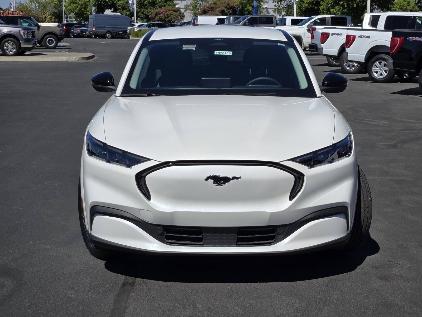 New 2026 Star White Metallic Tri-coat Ford Premium image 2