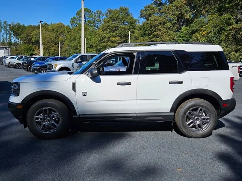 New 2025 Oxford White Ford Big Bend® image 5