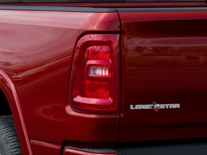 New 2026 Molten Red Pearl-Coat Exterior Paint RAM Big Horn/Lone Star image 5