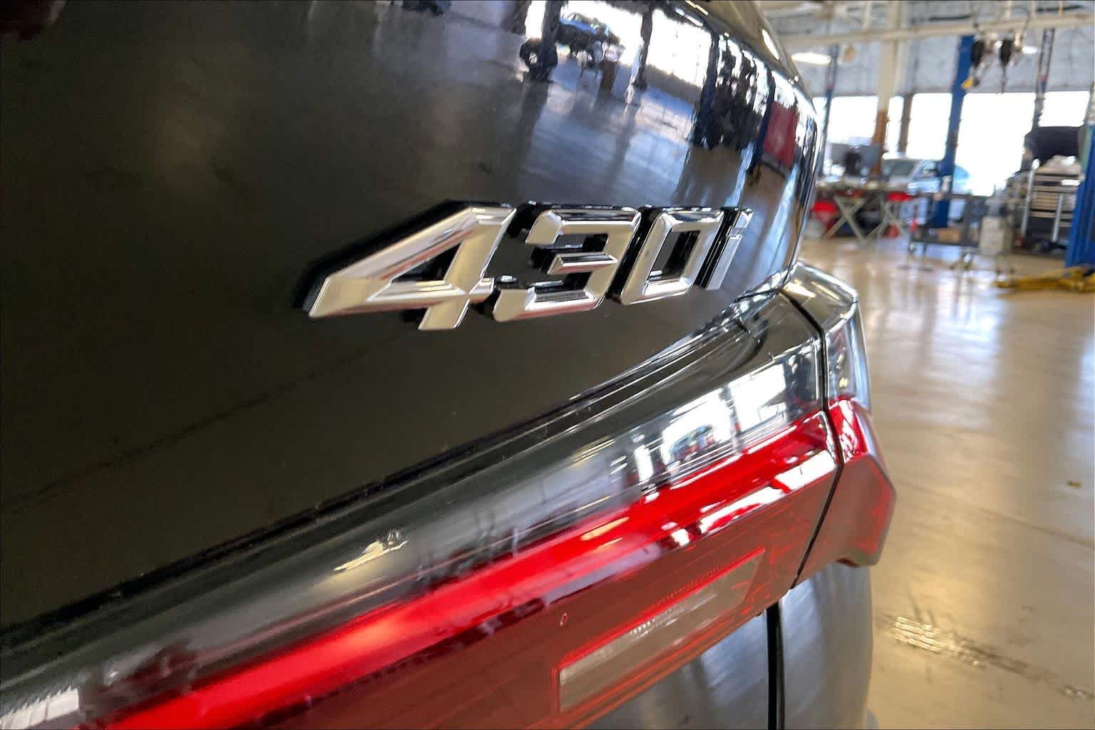New 2027 Black Sapphire Metallic BMW 430i image 15