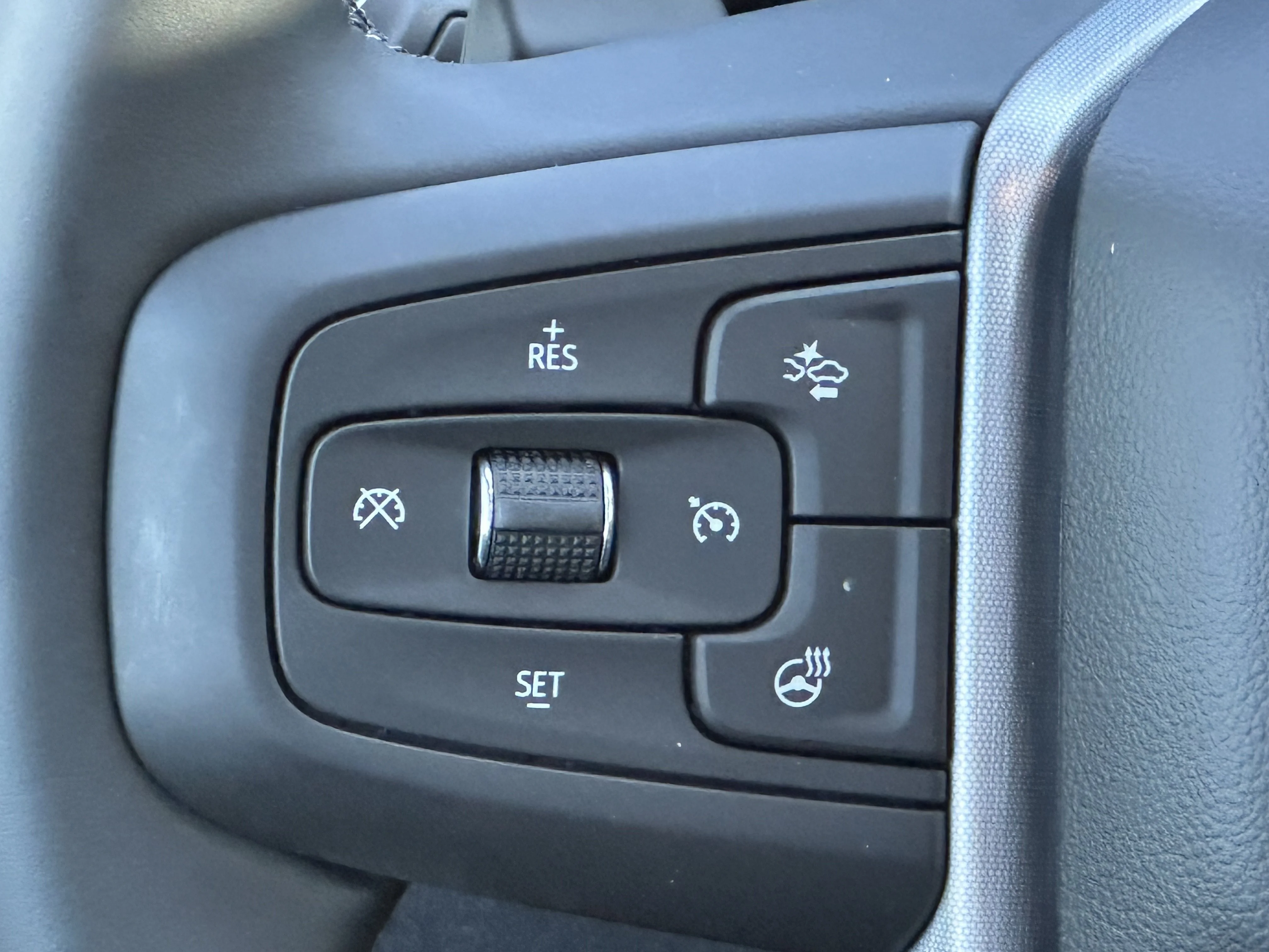 New 2026 Summit White GMC Elevation image 12