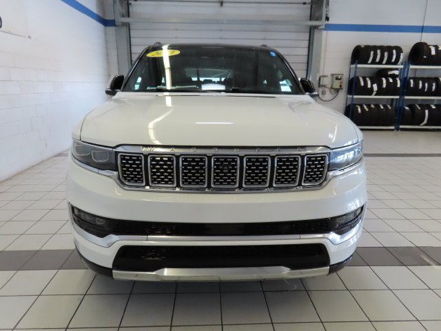 Used 2023 Bright White Clearcoat Jeep Base image 19