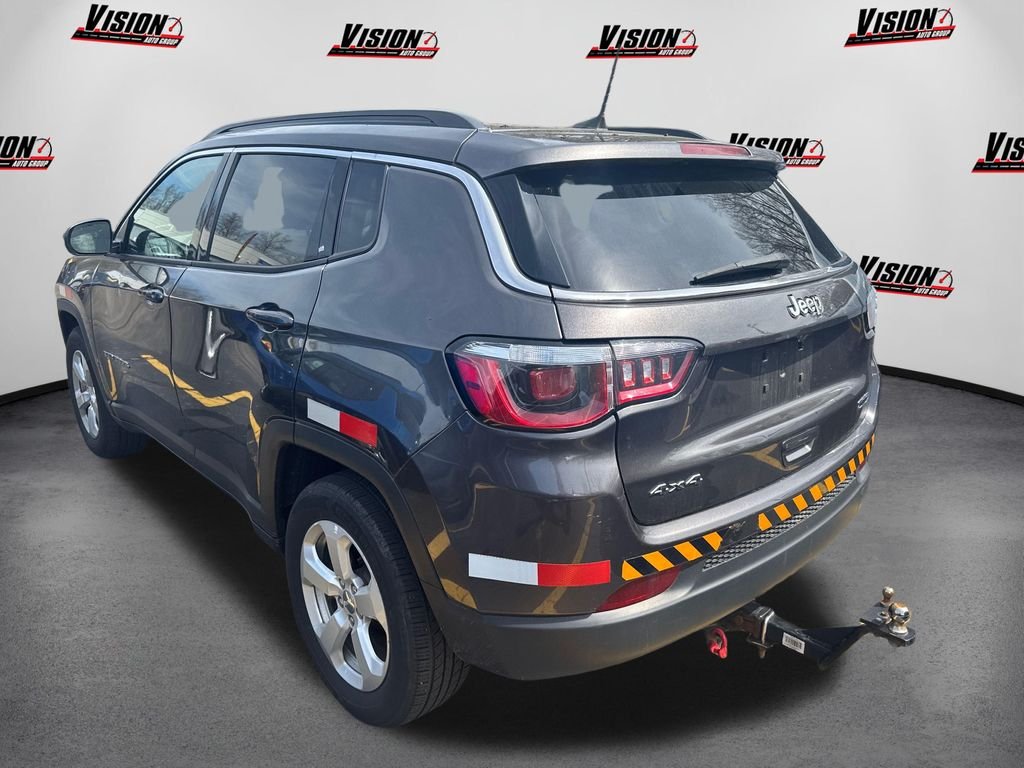 Used 2019 Gray Jeep Latitude image 31