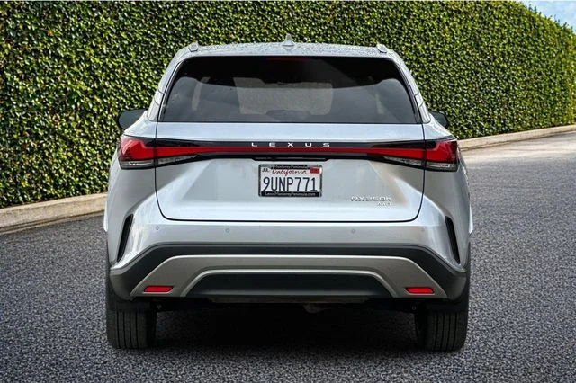 Certified Used 2025 Silver Lexus 350h Luxury image 5