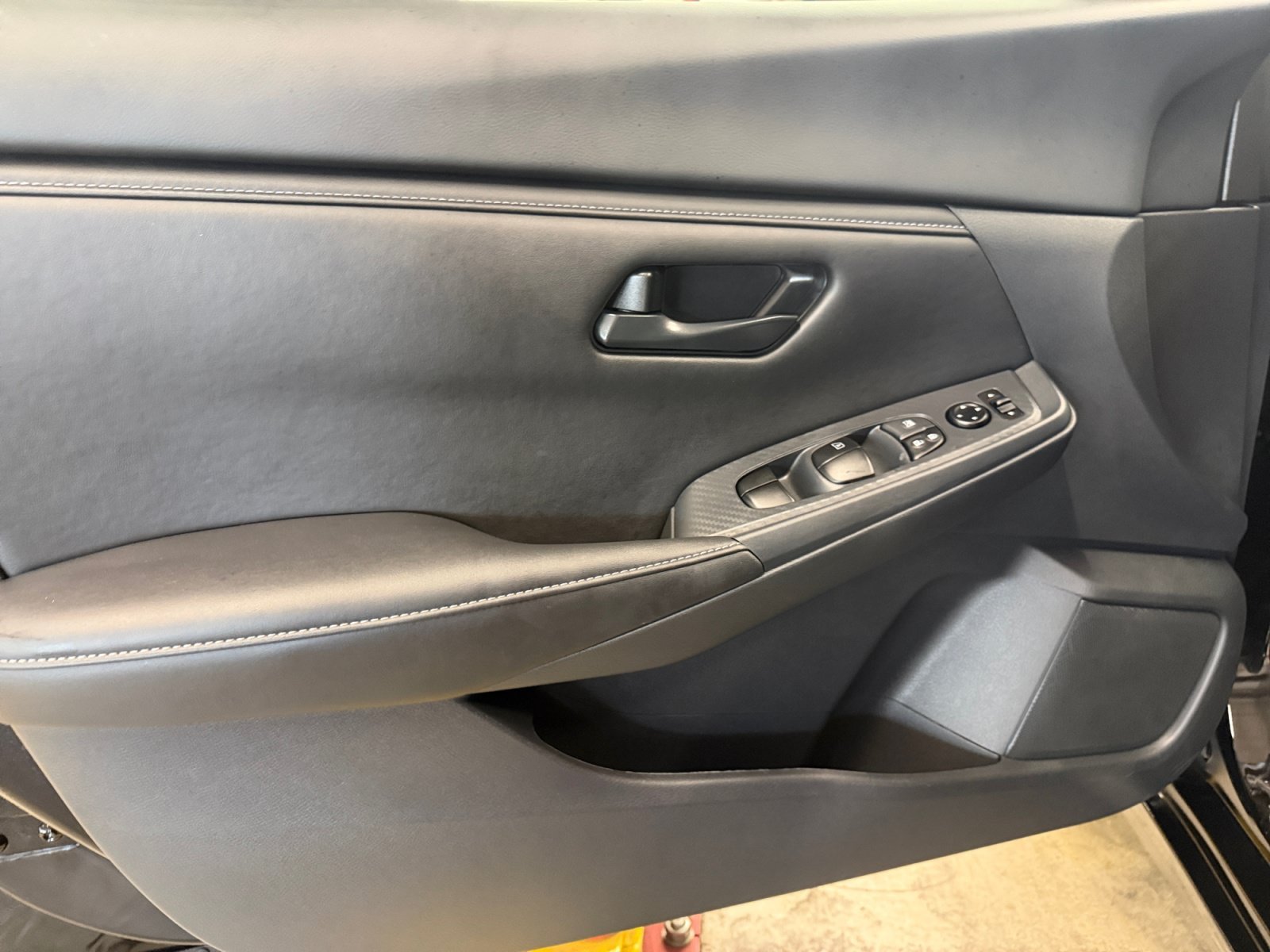 Used 2025 Super Black Nissan S image 25