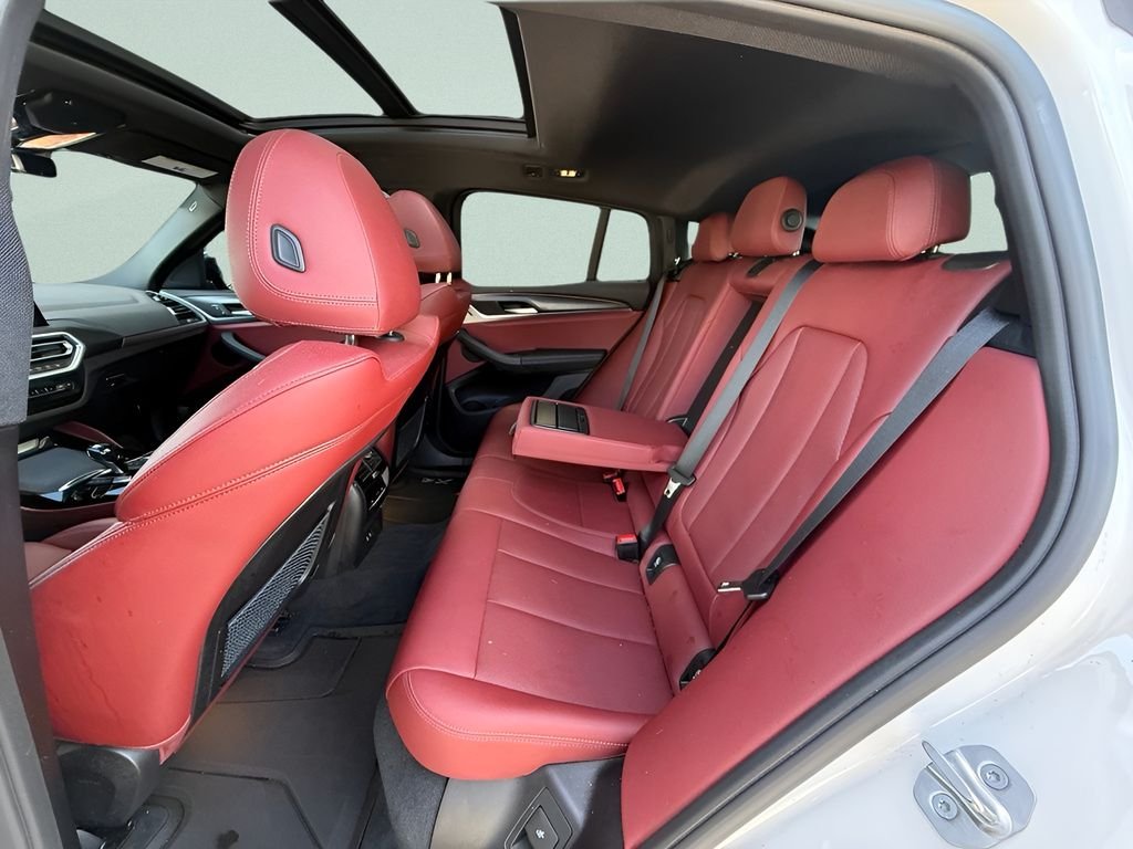 Used 2022 White BMW xDrive30i image 22