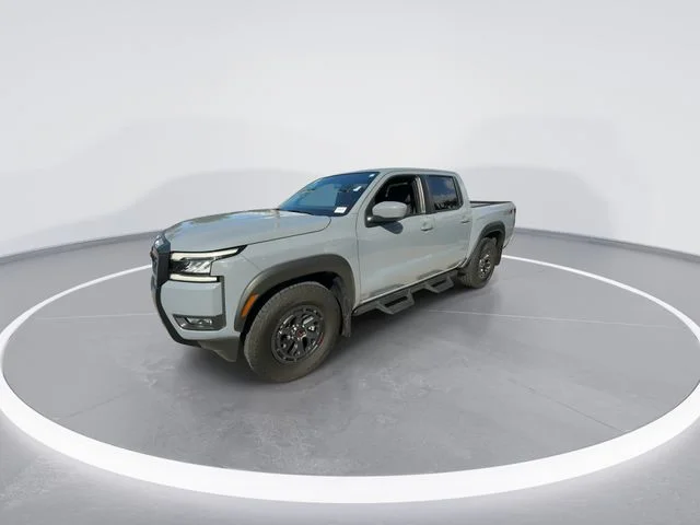 Used 2025 Gray Nissan PRO-X image 4