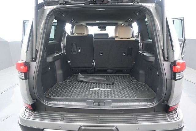 Used 2024 Incognito/Black Lexus 550 Overtrail+ image 16