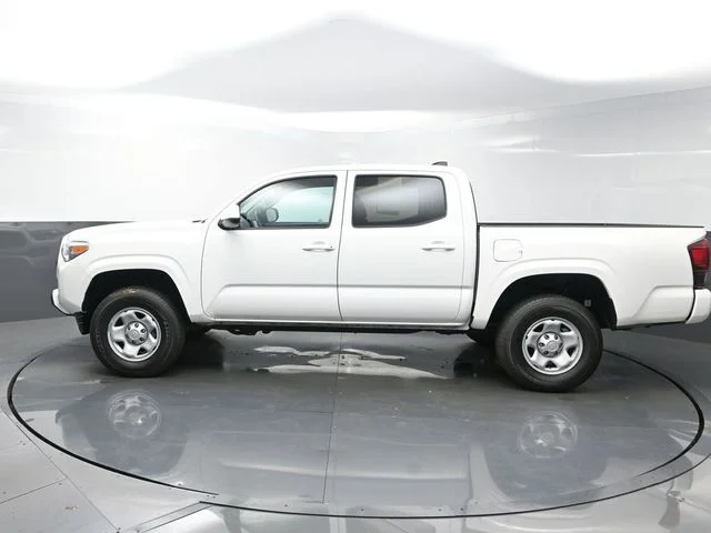 Used 2023 White Toyota SR image 4