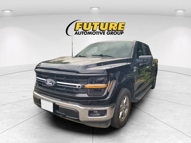 Used 2025 Black Ford XLT image 3