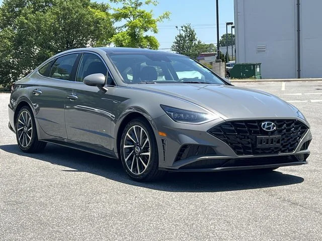 Used 2022 Gray Hyundai Limited image 15