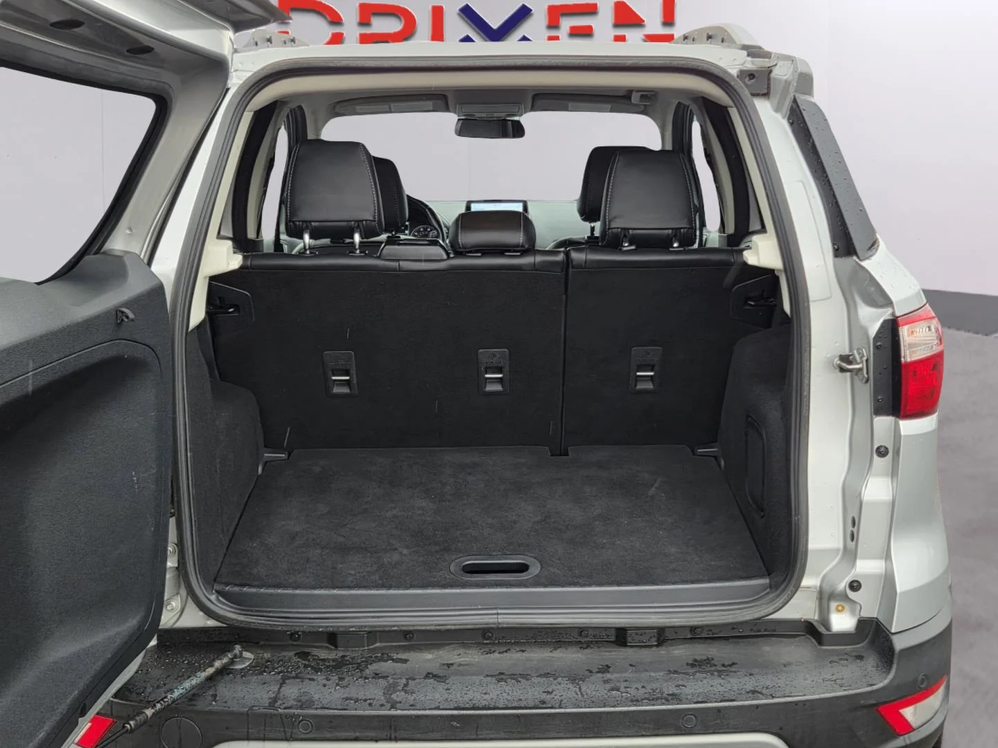 Used 2020 Moondust Silver Ford Titanium image 27