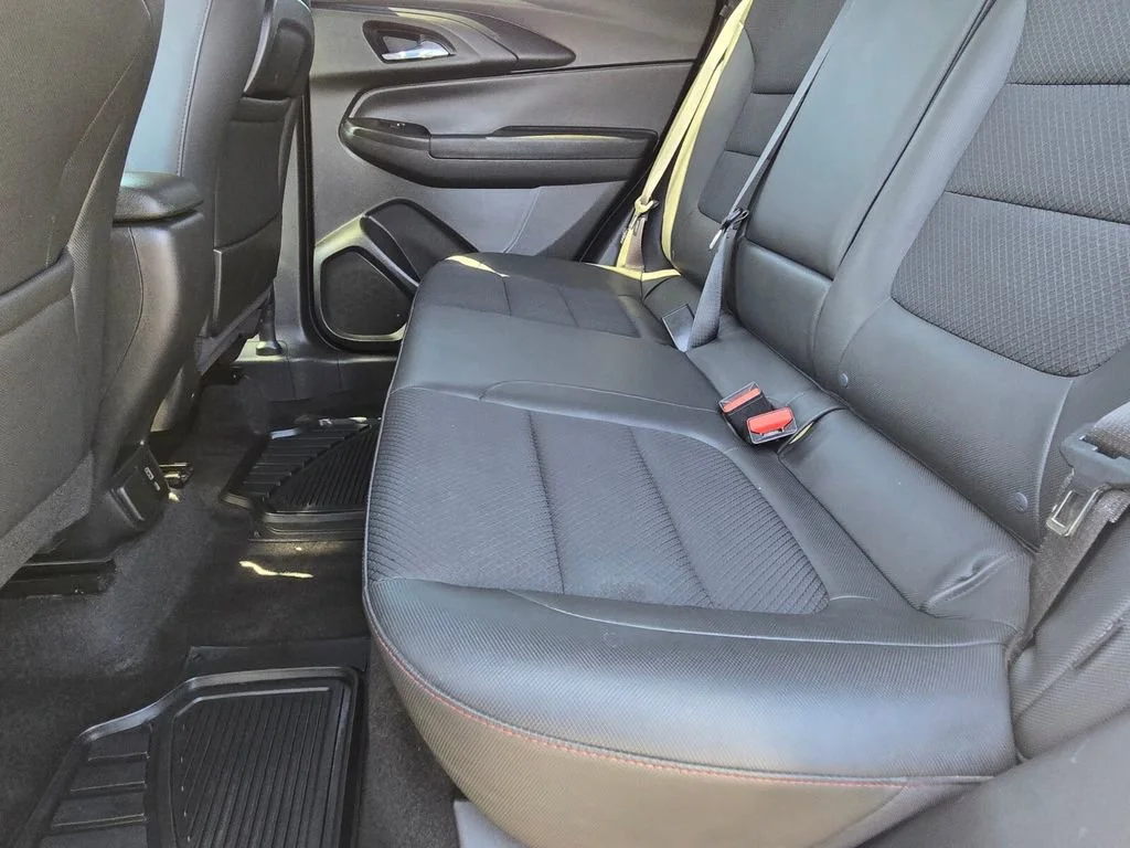 Used 2021 SUMMIT WHITE Chevrolet RS image 11