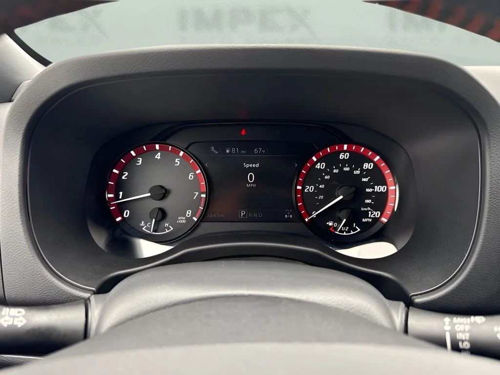 Used 2025 Gray Nissan PRO-4X image 22