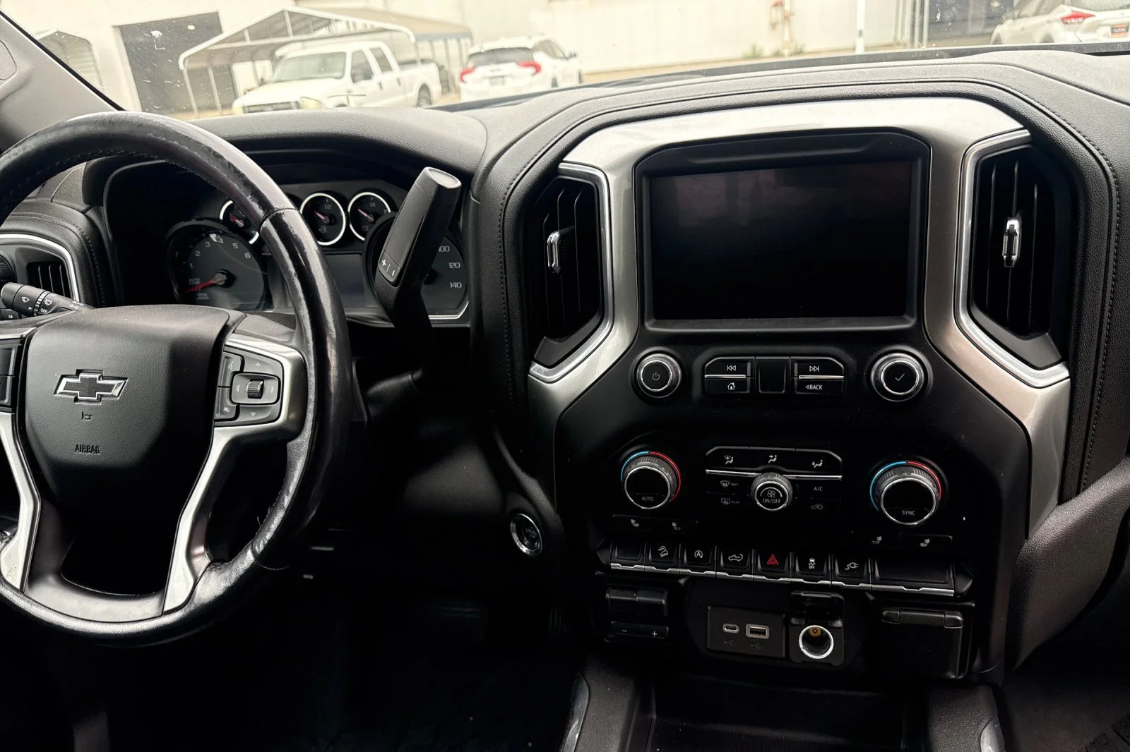 Used 2019 SATIN STEEL METALLIC Chevrolet LT Trail Boss image 17