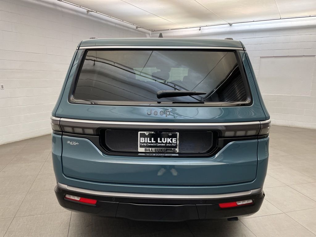 New 2026 Steel Blue Exterior Paint Jeep  image 5