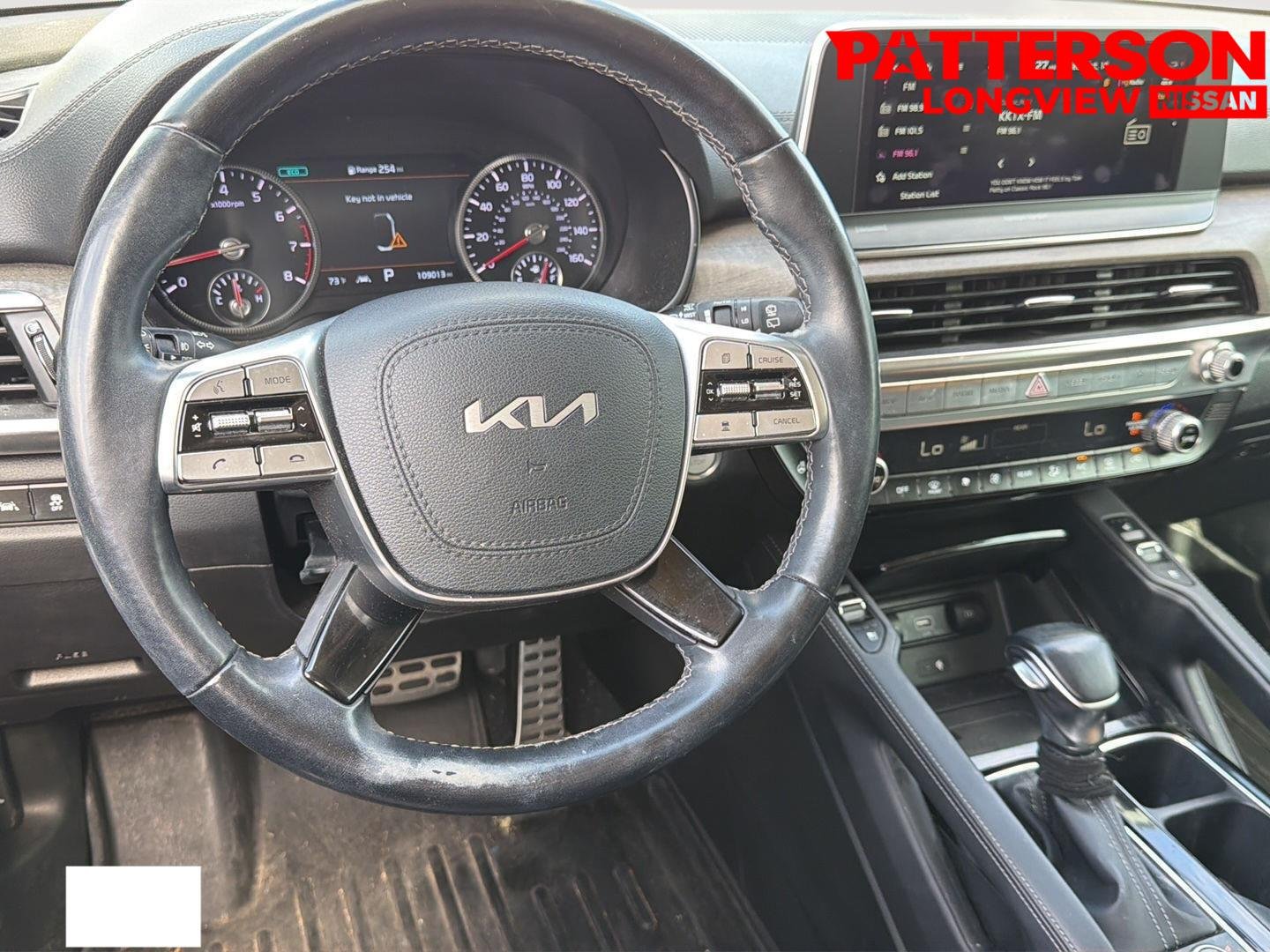 Used 2022 Wolf Gray Kia SX image 19