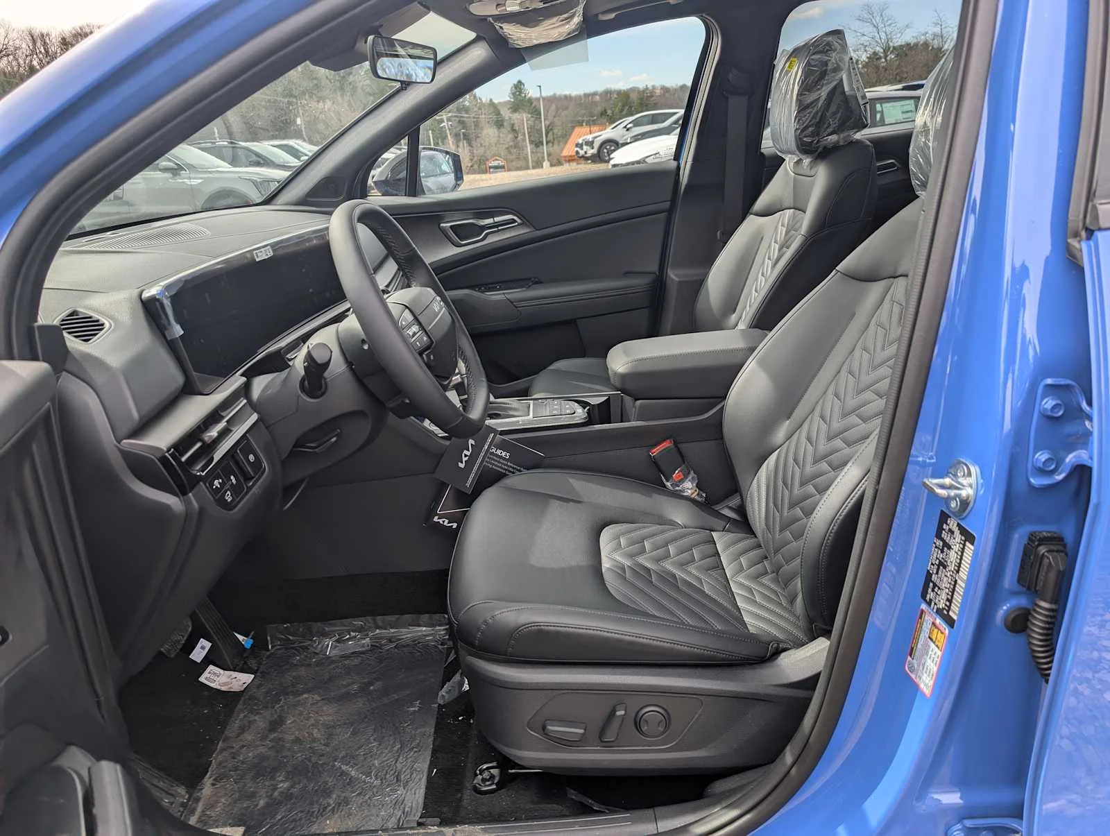 New 2026 Nebular Blue Kia X-Line image 4