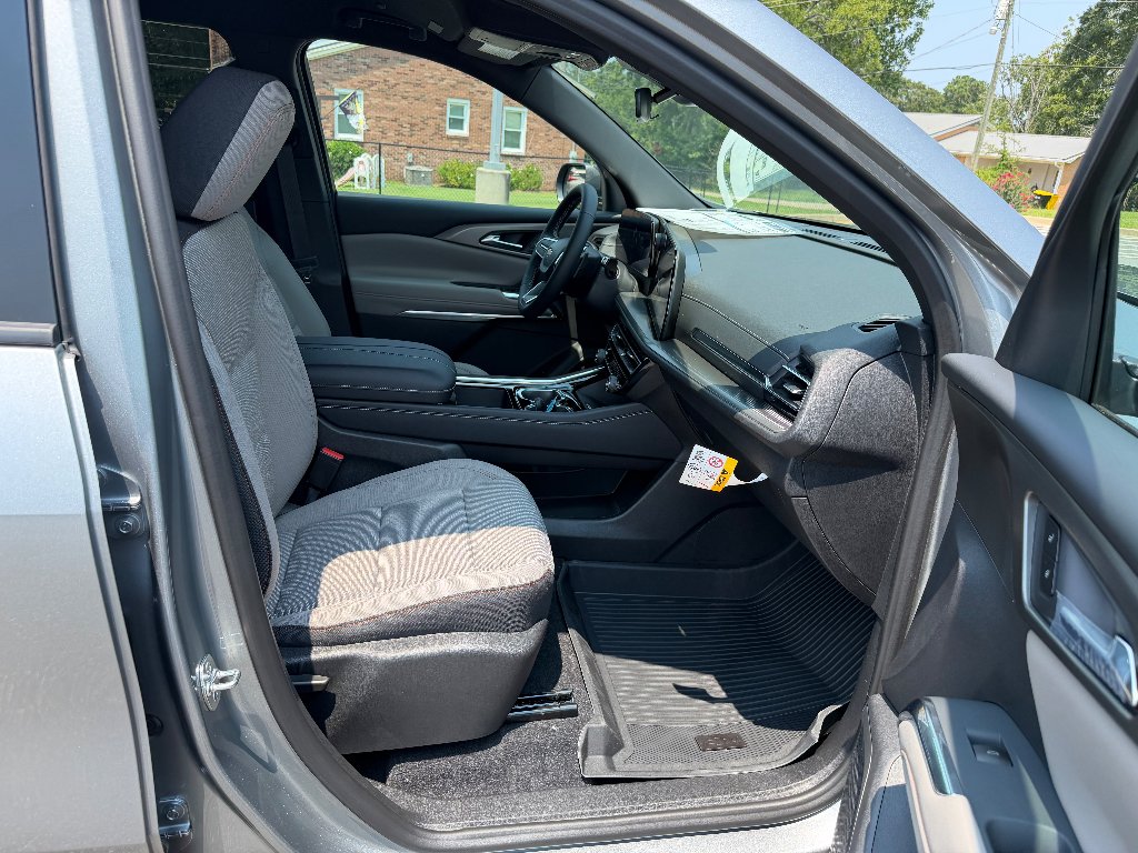 2026 Chevrolet Traverse LT - Photo 22