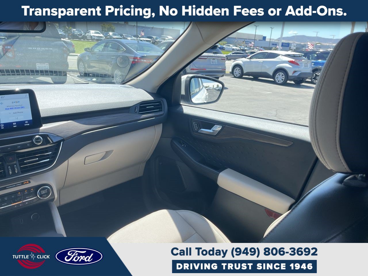Used 2020  Ford Titanium Hybrid image 3