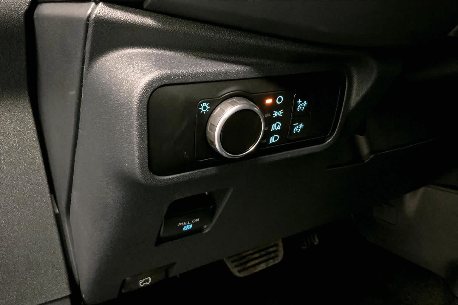 New 2025 Velocity Blue Metallic Ford Big Bend® image 17
